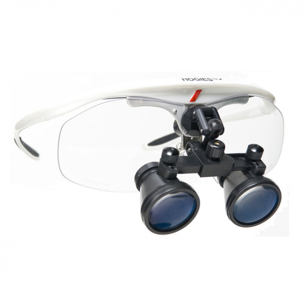 hogies_miniscope_galilean_loupes_binokulyarnye_lupy_sistemy_flip_up_na_oprave_uvelichenie_2_5x_3_5x_227-650x650