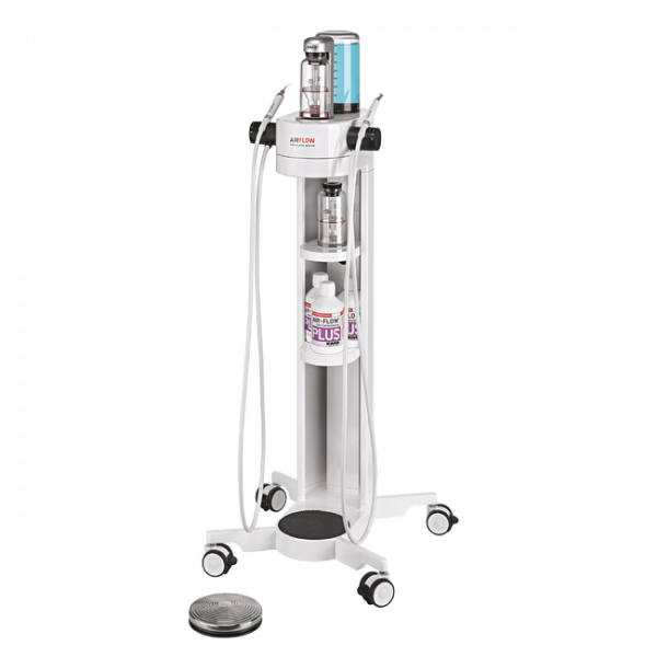 airflow_station_mobilnaya_stoyka_dlya_airflow_prophylaxis_master_i_airflow_one_840-650x650